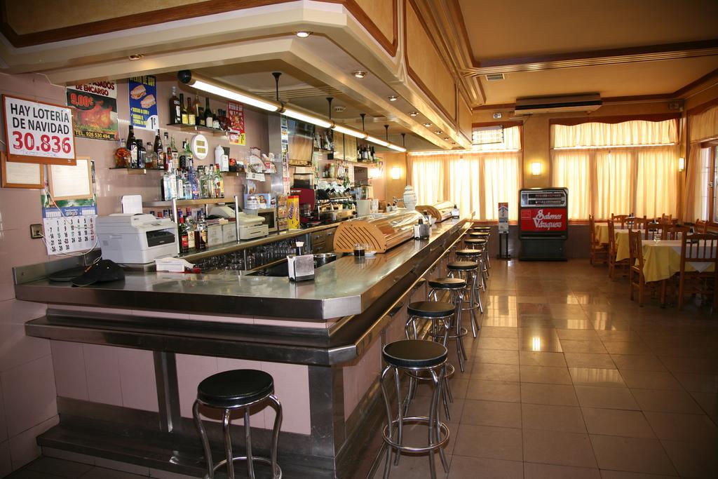 Hostal Santa Barbara Socuellamos ภายนอก รูปภาพ